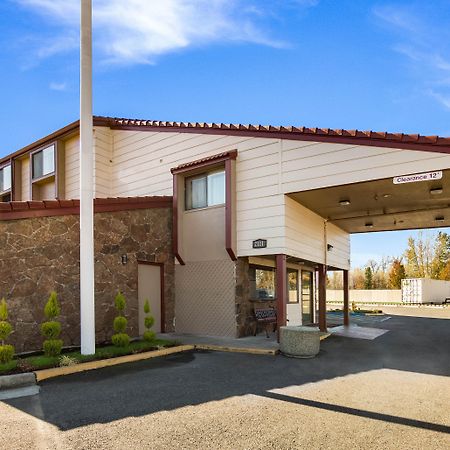 Ramada By Wyndham Medford Airport North Motel Eksteriør billede