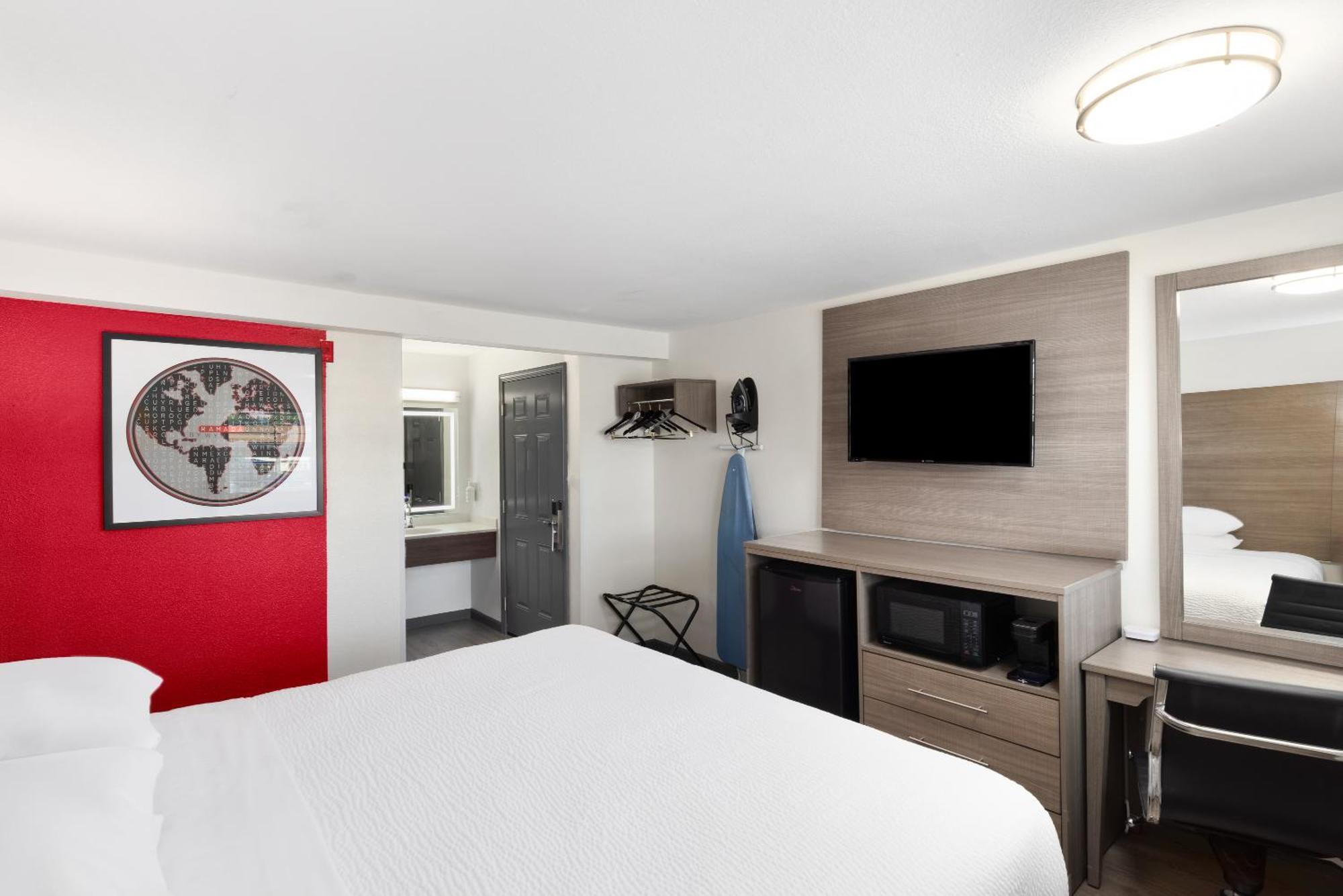 Ramada By Wyndham Medford Airport North Motel Eksteriør billede