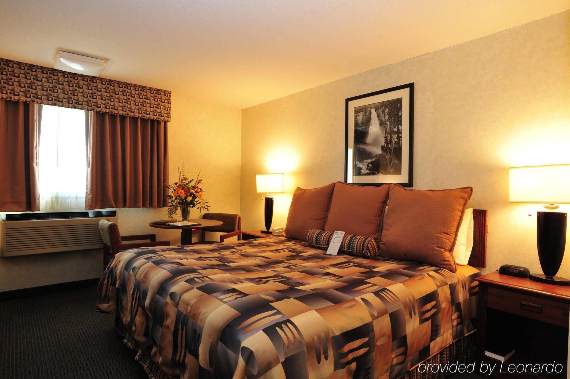 Ramada By Wyndham Medford Airport North Motel Værelse billede