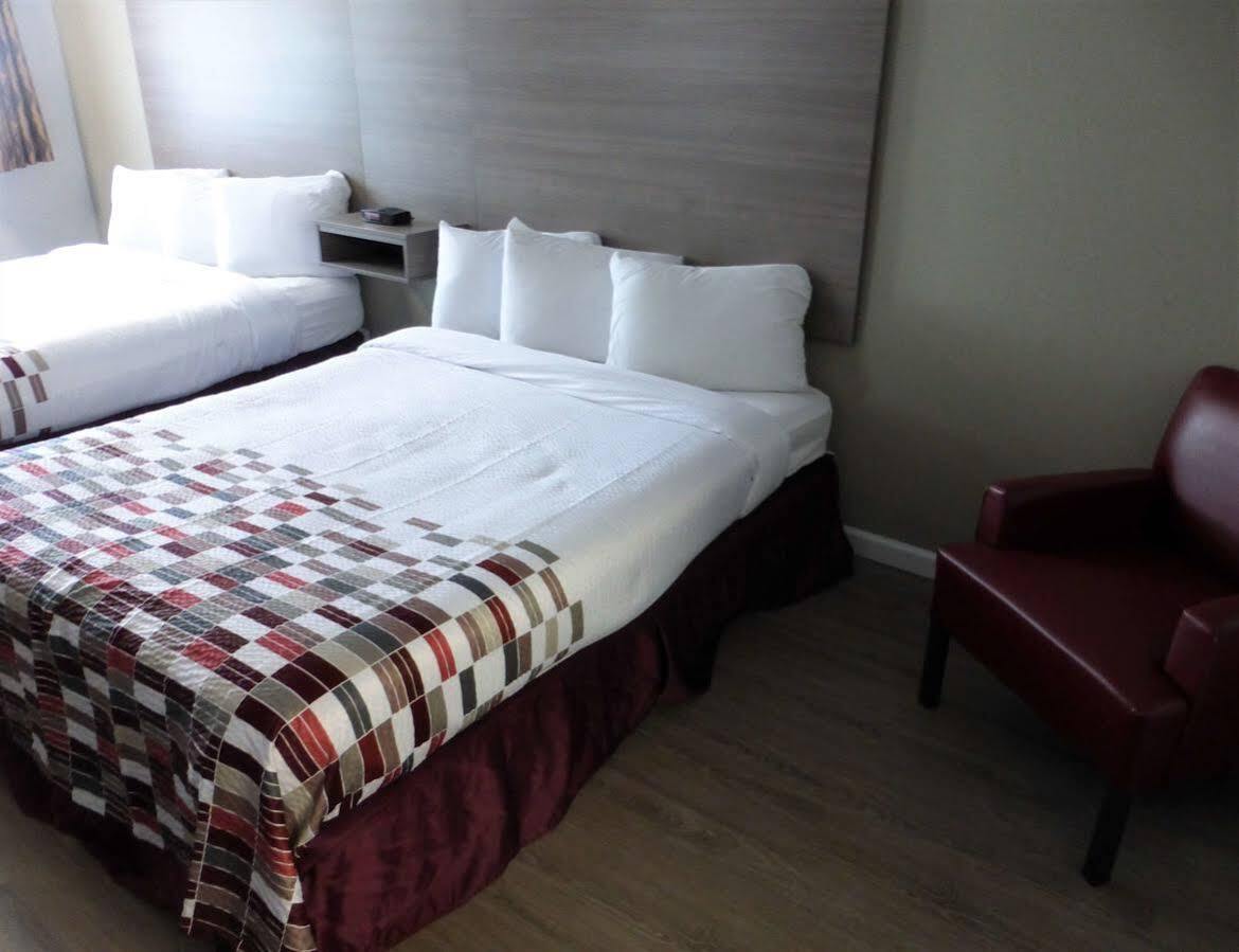 Ramada By Wyndham Medford Airport North Motel Eksteriør billede